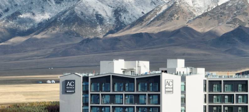 赛里木湖万豪AC酒店图片