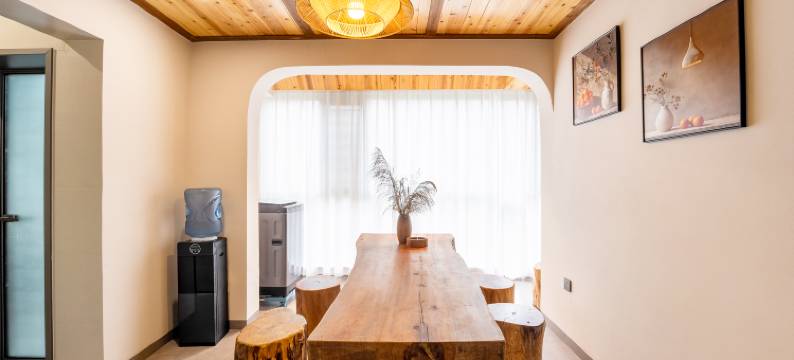 明湖•原木风丨Lakeside Manor设计民宿(明湖国家湿地公园店)图片