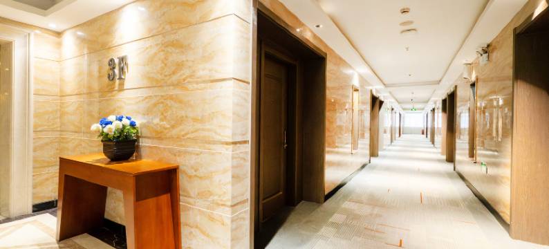 艺龙安云酒店(上海虹桥枢纽徐泾店)图片