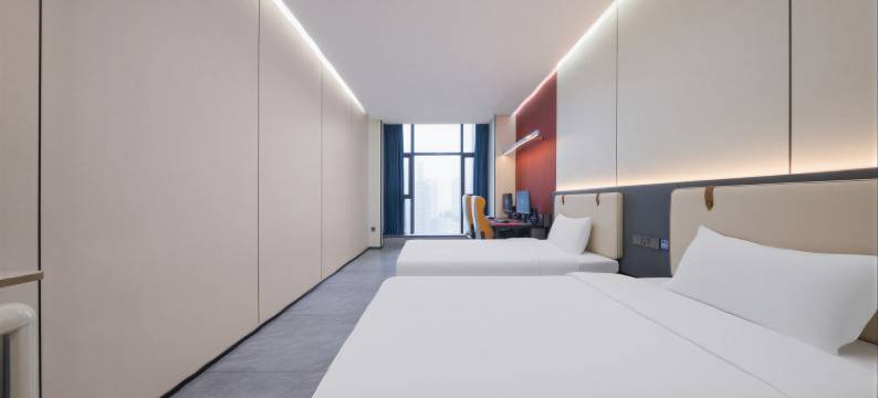 阿雅达·江景电竞酒店(长沙滨江万象城店)图片