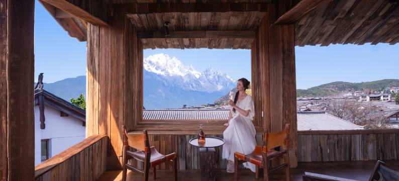 三宅壹笙·STREAM 日照金山收藏雪山观景民宿图片