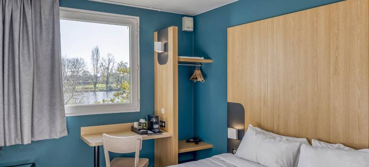 布鲁日湖波尔多民宿酒店(B&B Hôtel Bordeaux Lac Sur Bruges)图片