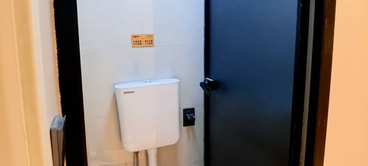 鸿泽客栈(赛里木湖新游客中心店)图片