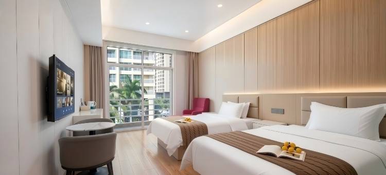 嘉宁·东海｜SEAVIEW·STAYCATION 临海臻境酒店(大东海沙滩店)图片