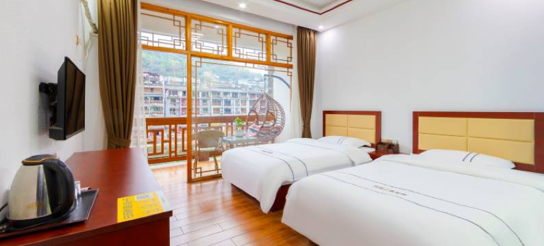 凤凰凤城江景客栈图片