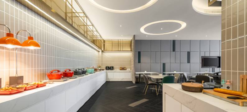 上海野生动物园沪南公路亚朵X酒店图片