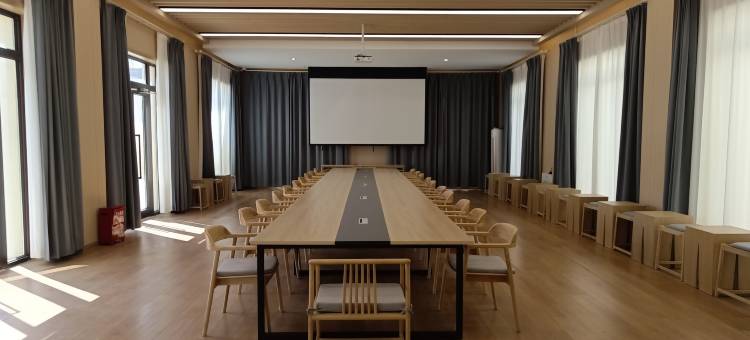 西部乌镇隐禾民宿(世界魔鬼城店)图片