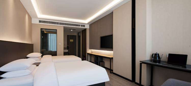 TOWO艺术酒店(兰州财经大学省气象局地铁站店)图片