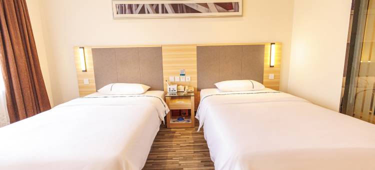 城市之鑫精品酒店(基建营中心医院店)图片