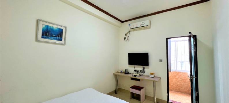 南宁青春时尚宾馆(琅西地铁站琅西美食街店)图片