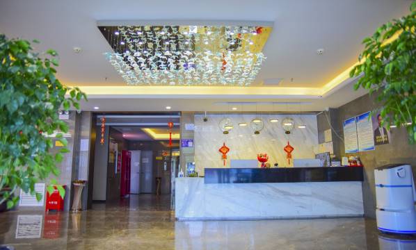 可可托海诚睿酒店