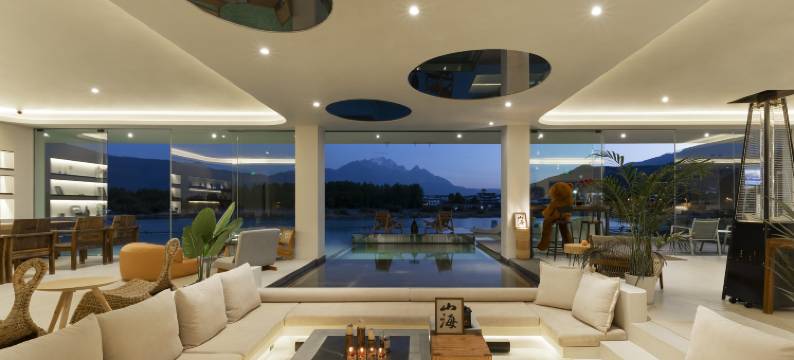 丽江山海VILLA雪山湖畔观景民宿图片