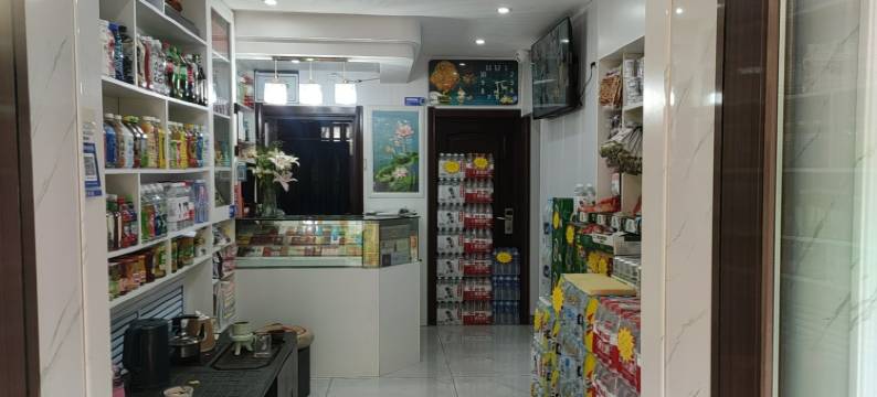 佳木斯中华旅店(大商新玛特佳木斯市中心医院店)图片