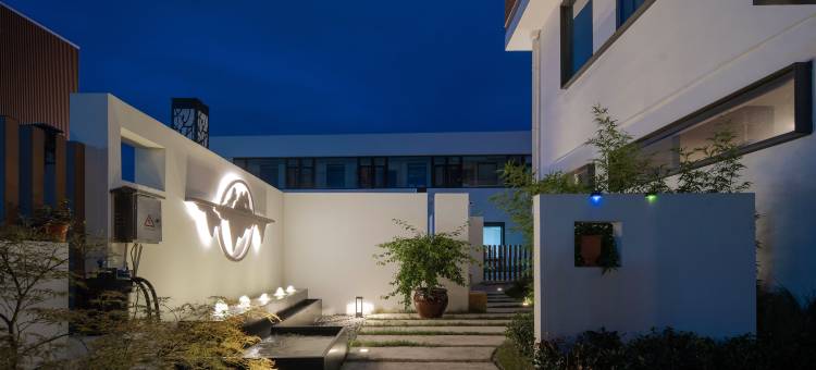 花筑·半移堂民宿(上海青溪老街店)图片