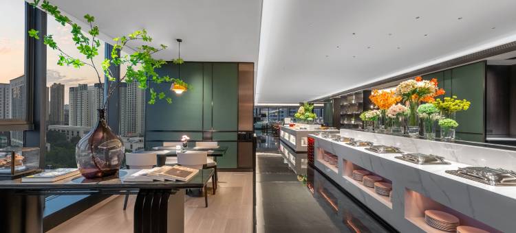 赣州沃尔顿ACA酒店(达芬奇城市中心万象城店)图片