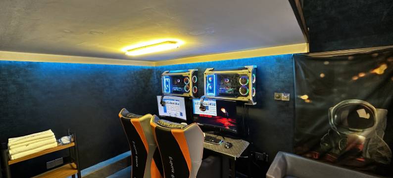 黔西仪友电竞酒店图片