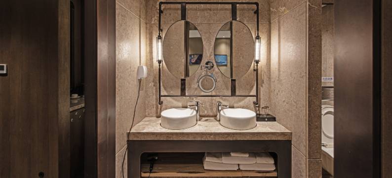 哈尔滨如景航运江景酒店(松花江中华巴洛克街区地铁站店)图片