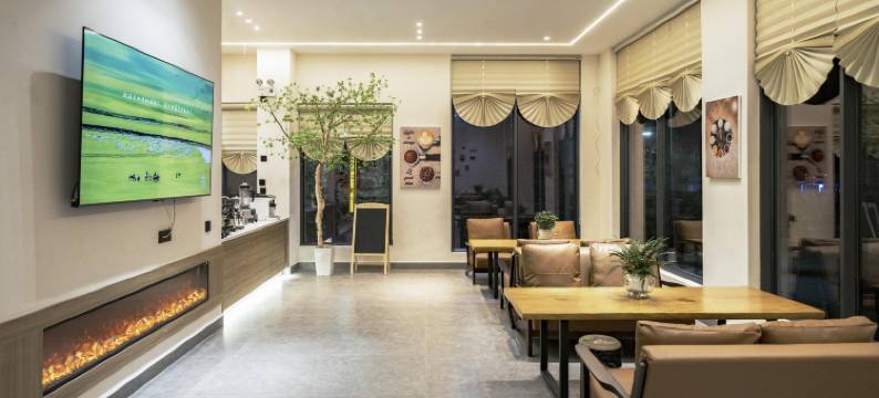 慕雪·Moonlight丨云间月·设计师智能供氧美宿(独克宗古城店)图片