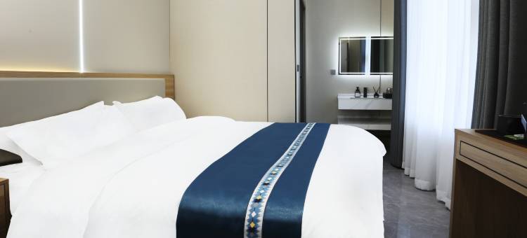 鑫辉酒店(西安周至集贤比亚迪工业园店)图片