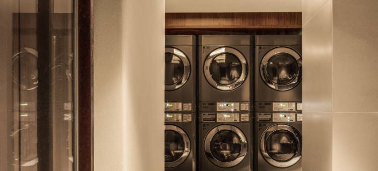 西安钟楼南门亚朵酒店图片