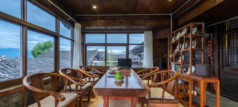 六十八号·日照金山雪山观景美宿(丽江古城四方街店)图片