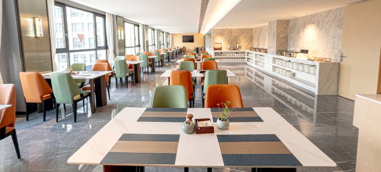 温州泰顺鸿鑫大酒店(新鸿广场人民医院店)图片