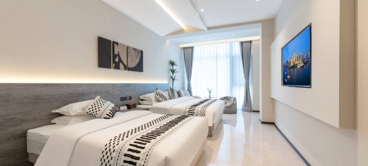 威海安海缦斯酒店(威海高铁站华发新天地店)图片