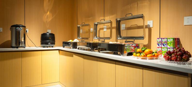 瑷朵酒店( 建水古城小火车店)图片