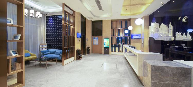 雅斯特酒店(武汉沌口体育中心东风公司地铁站店)图片