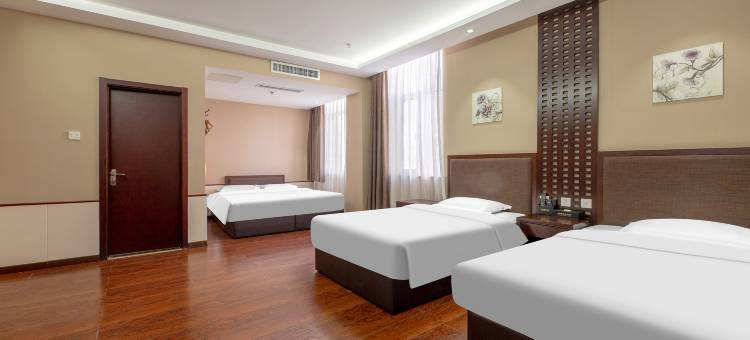 丰宁瀛海花园酒店(满族博物馆店)图片