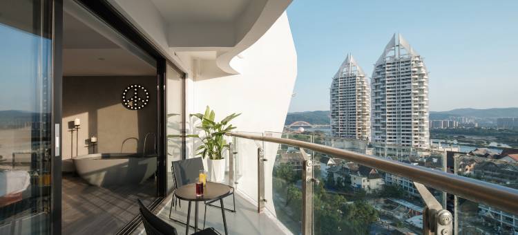 寰宇曼汀酒店(景洪告庄西双景星光夜市店)图片