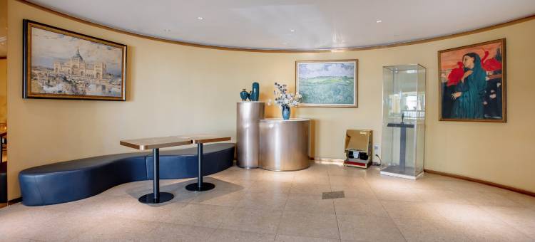 兰欧酒店(库尔勒金都广场店)图片