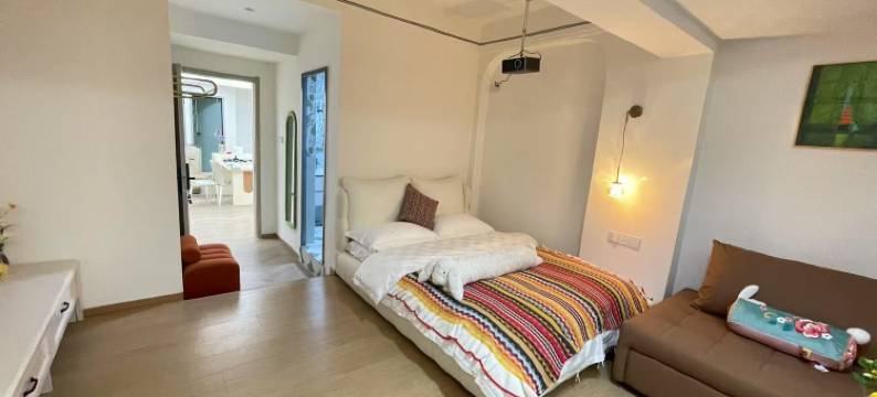 希辰Homestayl揽月江景长廊(南昌滕王阁旅游区万寿宫地铁站店)图片