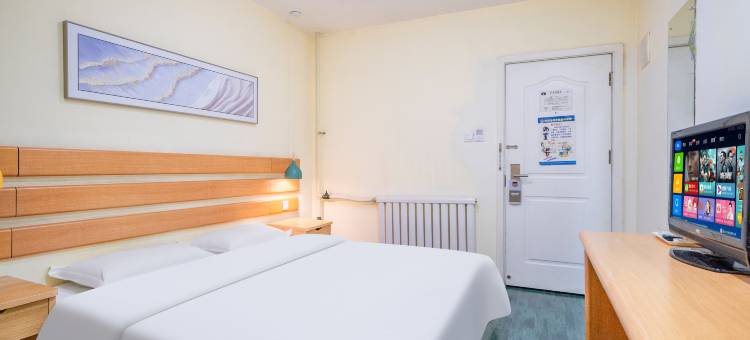 乌鲁木齐禾美酒店(德汇万达和田二街店)图片