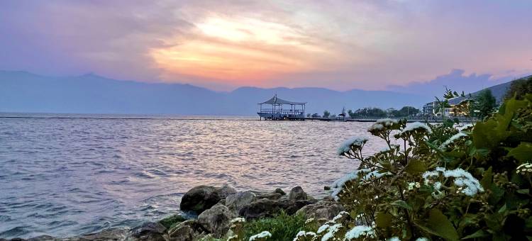 行者·时光｜海景美宿(洱海挖色小普陀风景区店)图片