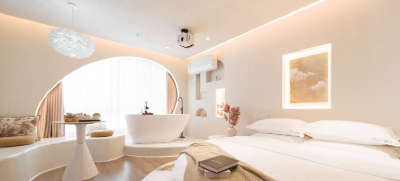 YOLO·臻舍(苏宁广场庆云桥地铁站店)图片