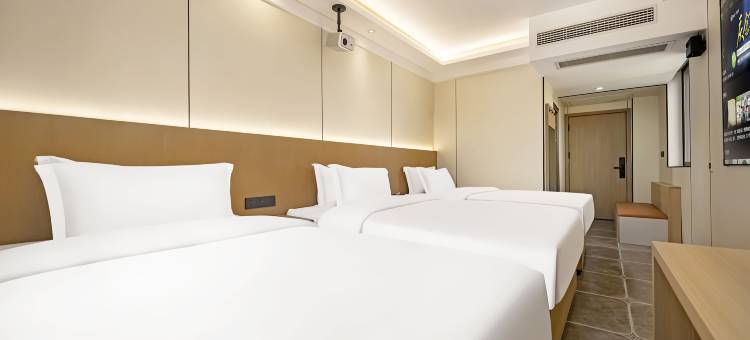 同桌智能影音酒店(重庆大学城熙街店)图片