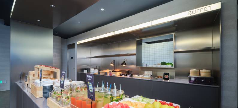 沈阳北站南广场轻居酒店图片