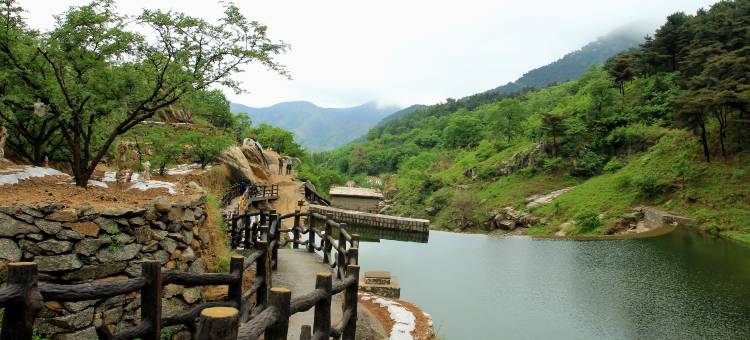恬静小院民宿(蒙童胜境店)图片