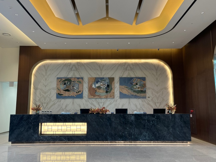 STANFORD HOTEL Over view