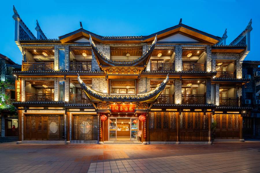 鳳語晨曦酒店(鳳凰古城店)