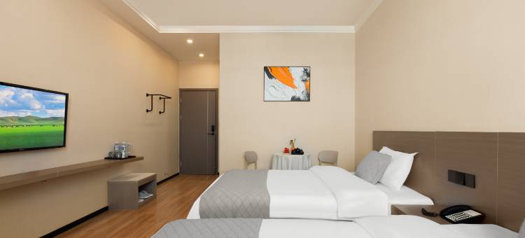 智享优选酒店(乌拉盖草原店)图片