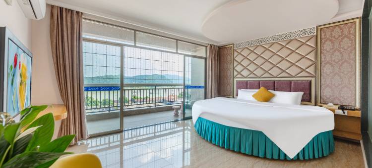 郁南清港湾大酒店图片