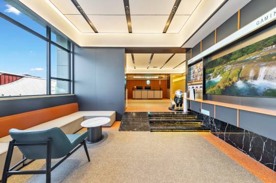 雷神电竞酒店(拉萨市政府万达广场店)