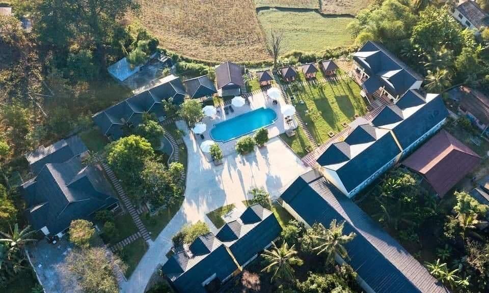 Sansan Resort Hotel Overview