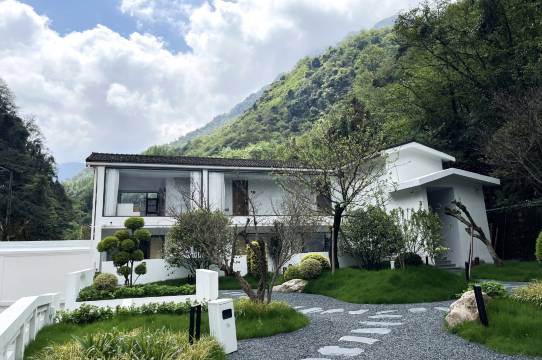 云孚里云宿·青城逅舍私汤度假民宿(都江堰青城后山店)图片