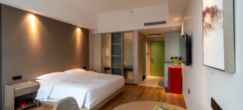 爱家青年酒店(椒江青悦城店)图片