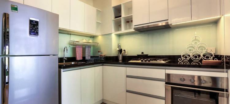 拉古纳公园旁的陵姑(Laguna Parkside Lang Co)图片