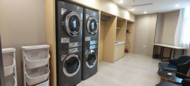 如家酒店(吉林火车站西出口财富广场店)图片