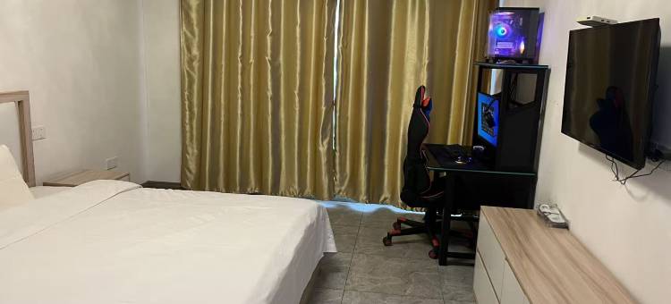 云晴电竞(东台高铁站店)图片